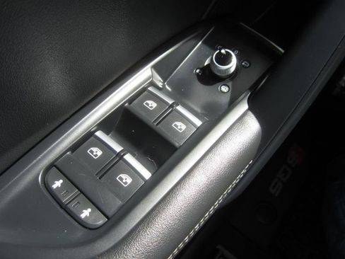Used 2019 Audi SQ5 Prestige AWD/4WD image 27