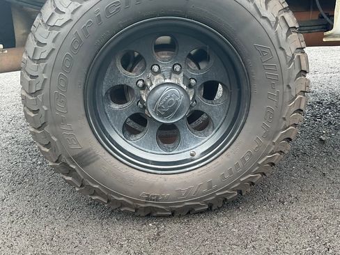 Used 2016 Ford F250 XL w/ Power Equipment Group image 12