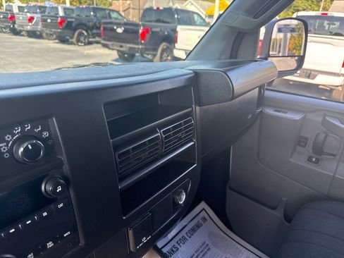 Used 2023 Chevrolet Express 2500 w/ Driver Convenience Package image 37