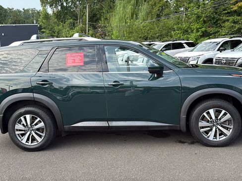 Certified 2024 Nissan Pathfinder SL AWD/4WD image 28