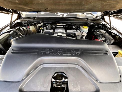 Used 2019 RAM 2500 Laramie image 31