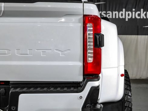 Used 2026 Ford F350 Lariat AWD/4WD image 43