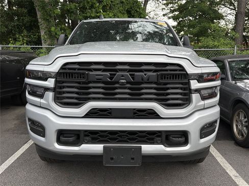 Used 2026 RAM 2500 Big Horn AWD/4WD image 2