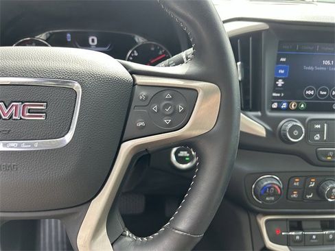 Used 2022 GMC Terrain Denali w/ Denali Premium Package image 28