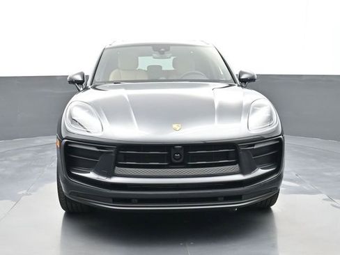New 2026 Porsche Macan image 26