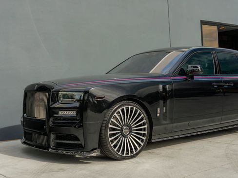 Used 2023 Rolls-Royce Phantom Sedan image 18