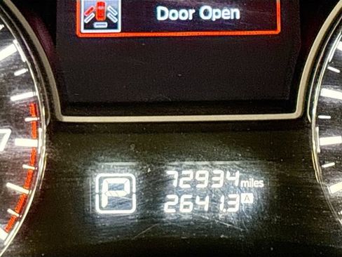 Used 2015 Nissan Altima 2.5 SV w/ Convenience Package FWD image 12