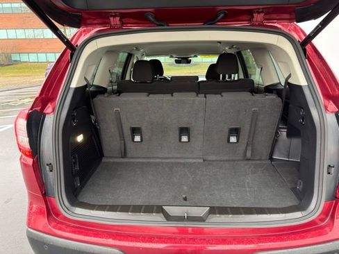 Used 2025 Subaru Ascent Premium image 23