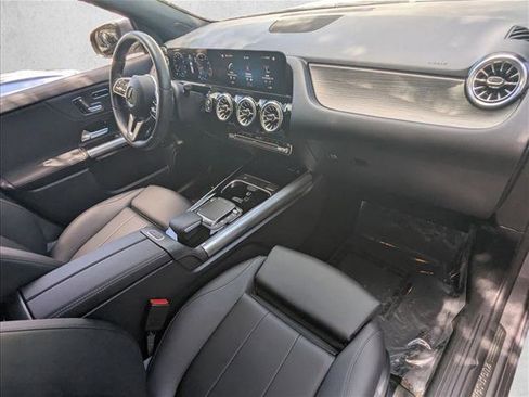 Used 2023 Mercedes-Benz GLA 250 4MATIC image 23