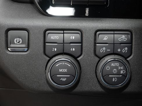 New 2025 Chevrolet Silverado 2500 High Country w/ Technology Package image 28