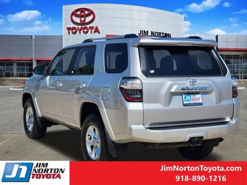 Used 2024 Toyota 4Runner SR5 AWD/4WD image 7