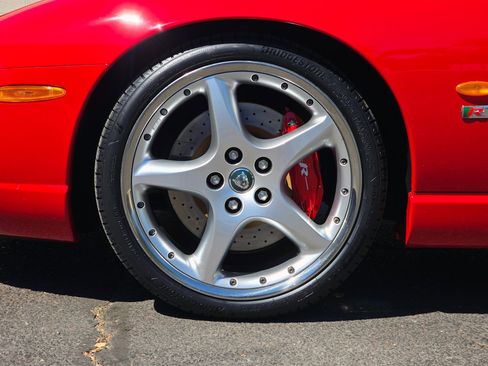 Used 2005 Jaguar XK8 Coupe image 36