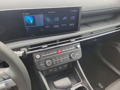 Used 2025 Hyundai Tucson SE FWD image 26