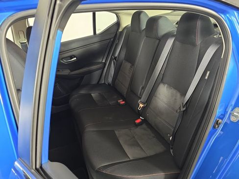 Used 2025 Nissan Sentra SR FWD image 17