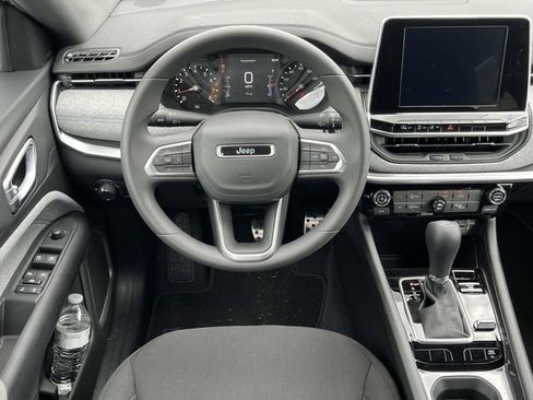 New 2025 Jeep Compass Sport image 14