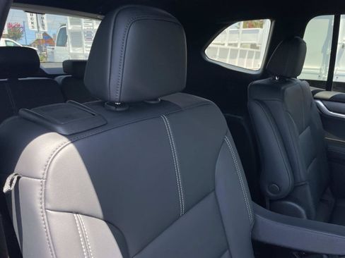 New 2026 GMC Acadia Elevation w/ Black Edition FWD image 24