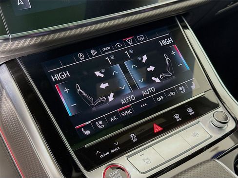 Used 2022 Audi RS Q8 image 16