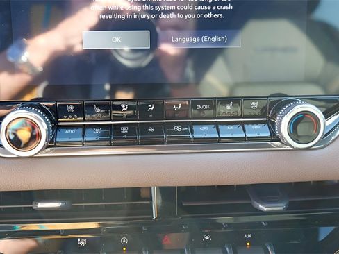 New 2026 GMC Canyon Denali image 16