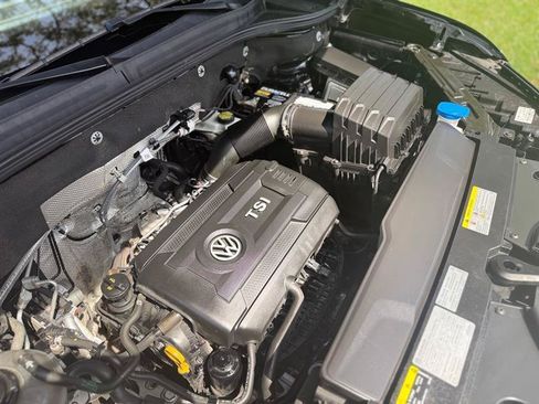Used 2021 Volkswagen Atlas SE FWD image 8