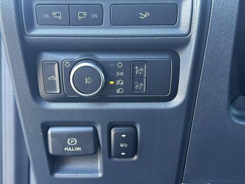 Used 2022 Ford F150 XLT w/ Equipment Group 302A High image 9