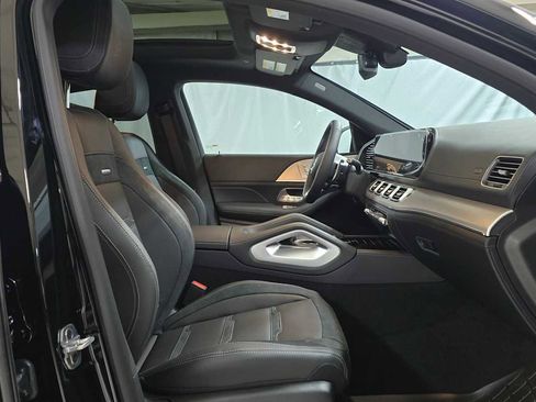 New 2026 Mercedes-Benz GLE 53 AMG 4MATIC Coupe image 10