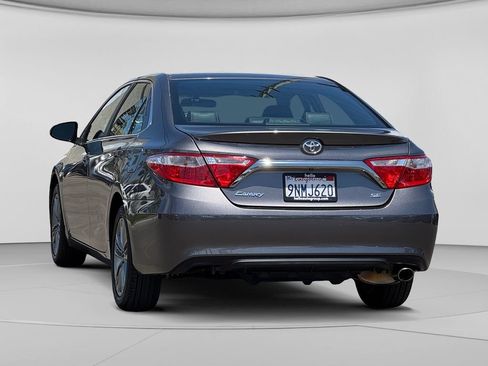 Used 2017 Toyota Camry SE FWD image 32