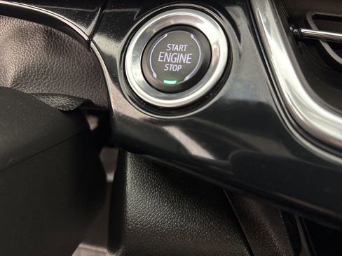Used 2024 Chevrolet Trax RS w/ Driver Confidence Package FWD image 30