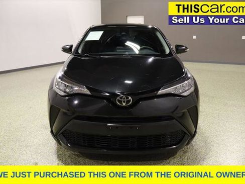 Used 2021 Toyota C-HR LE image 2