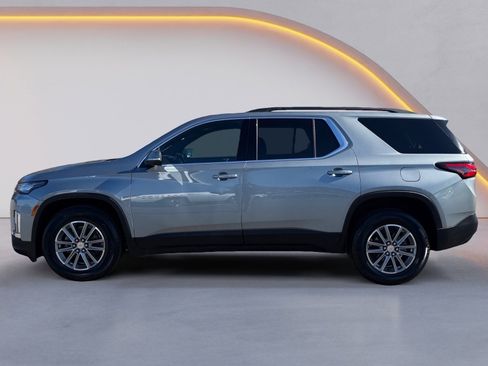 Used 2023 Chevrolet Traverse LT w/ LPO, Floor Liner Package image 6