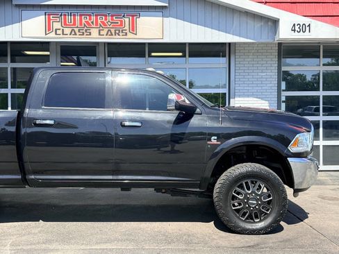 Used 2018 RAM 3500 Laramie w/ Convenience Group image 12