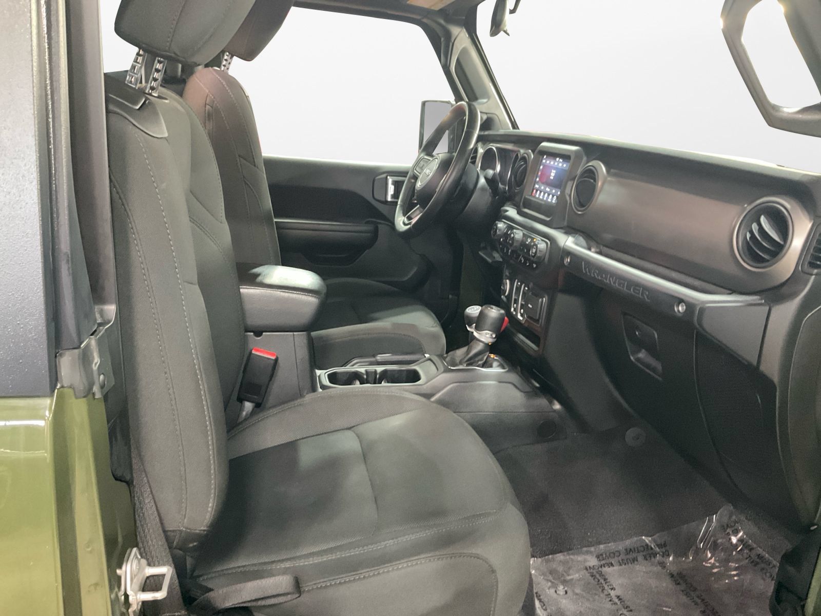 Used 2021 Jeep Wrangler Sport AWD/4WD image 17