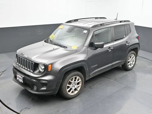 Used 2021 Jeep Renegade Latitude w/ Convenience Group AWD/4WD image 16