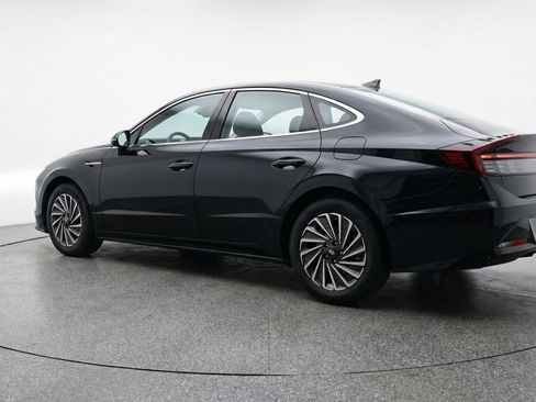 Used 2025 Hyundai Sonata SEL image 6