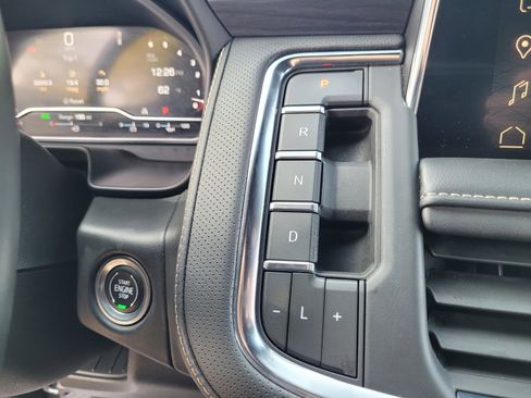 Used 2023 GMC Yukon SLT image 20