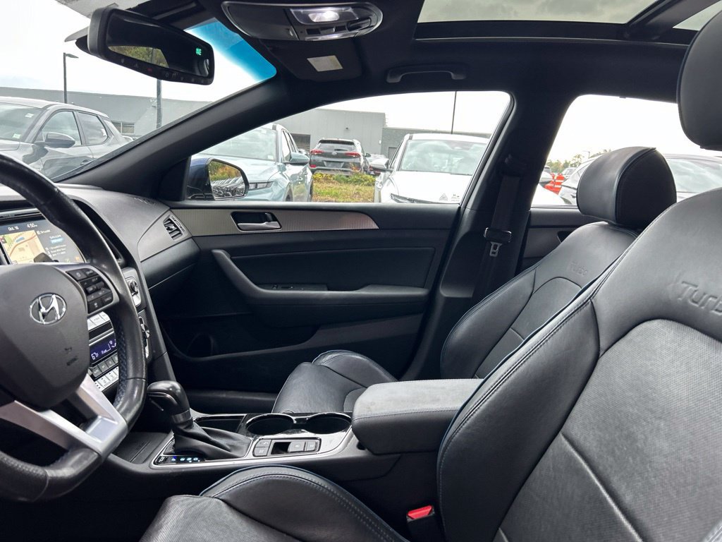Used 2019 Hyundai Sonata Limited FWD image 12