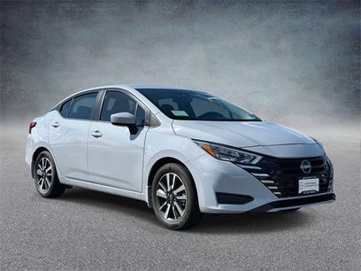 New 2025 Nissan Versa SV w/ Trunk Package