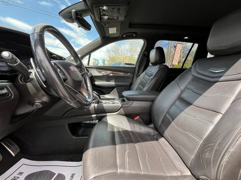 Used 2020 Cadillac XT6 Premium Luxury w/ Platinum Package AWD/4WD image 28