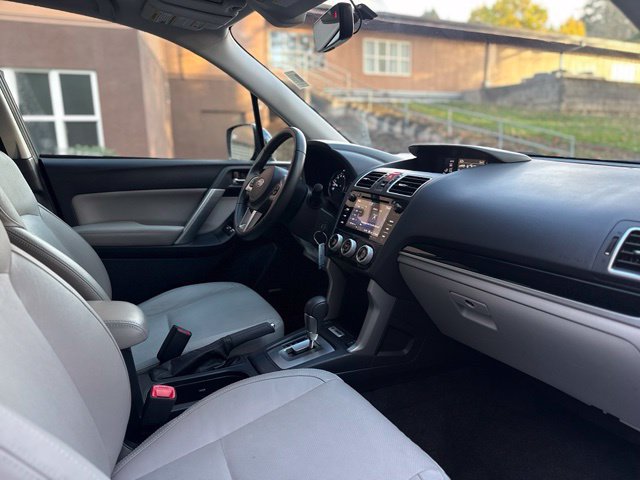 Used 2018 Subaru Forester 2.5i Limited AWD/4WD image 16