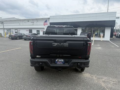 Used 2026 GMC Sierra 2500 AT4X w/ AT4X AEV Edition AWD/4WD image 4