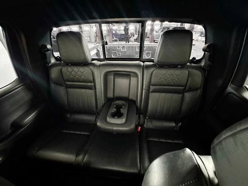 Used 2022 Nissan Frontier PRO-4X w/ Pro-4X Premium Package image 22