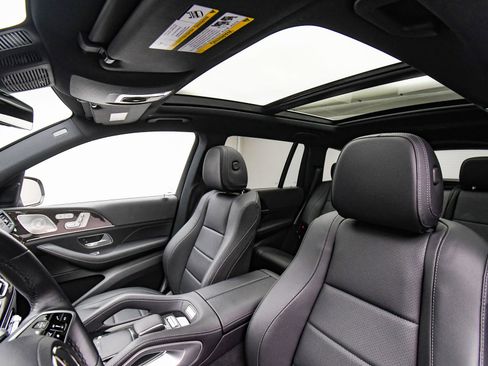 Used 2025 Mercedes-Benz GLS 450 4MATIC image 53