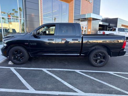 Used 2017 RAM 1500 Express w/ Black Ram 1500 Express Group RWD image 16