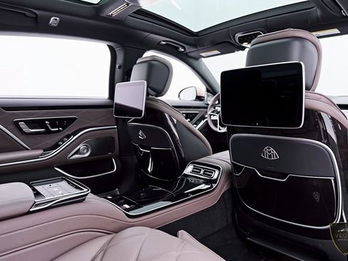 Used 2024 Mercedes-Benz Maybach S 680 4MATIC image 48