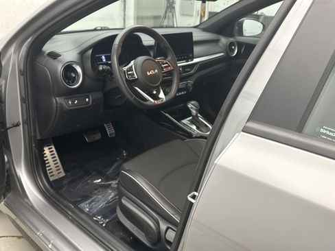 Used 2023 Kia Forte GT-Line w/ GT-Line Technology Package image 10