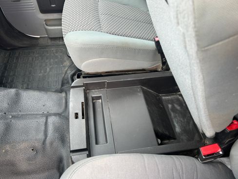 Used 2011 Ford F250 XLT w/ XLT Interior Pkg image 27