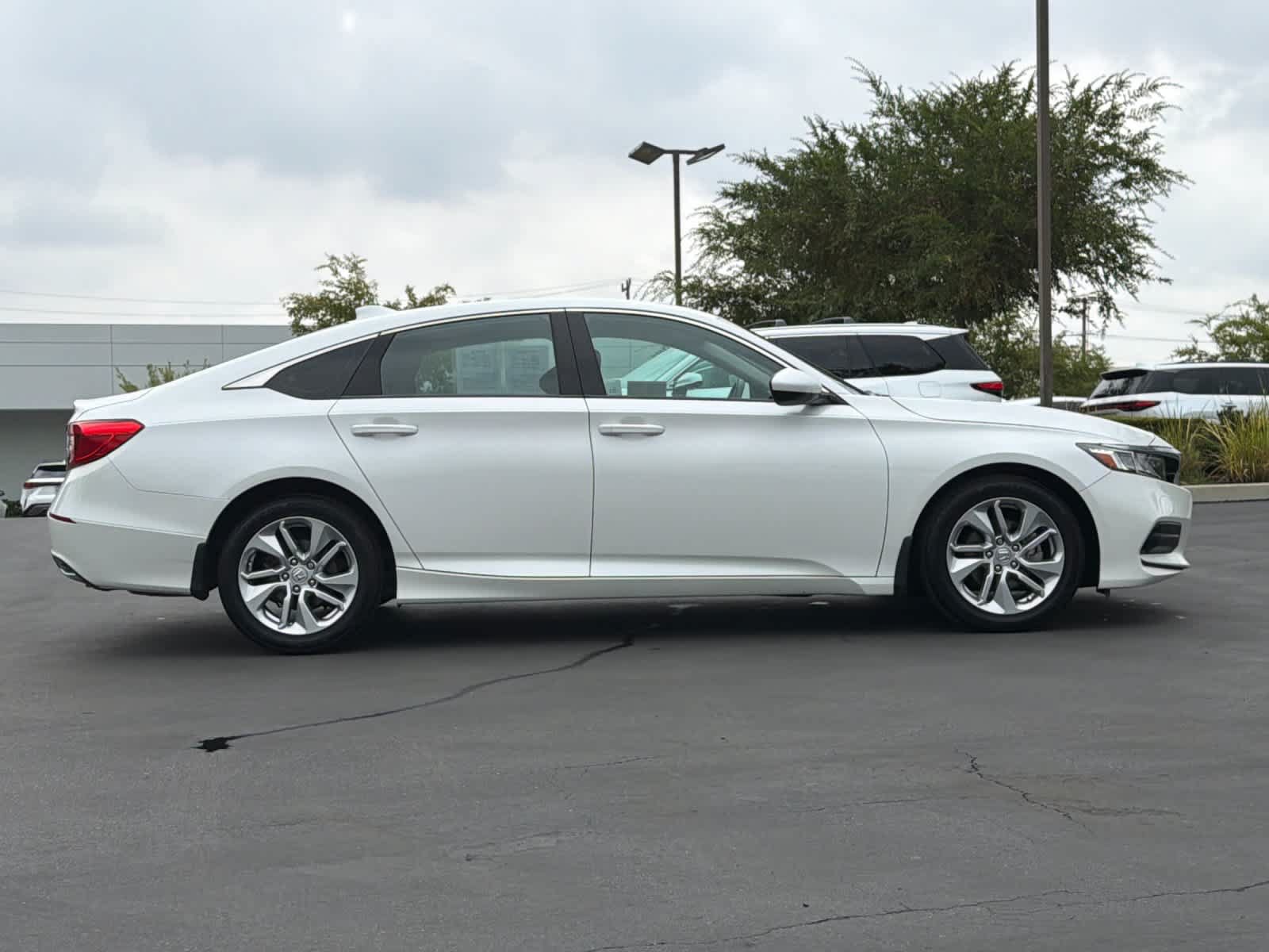 Used 2019 Honda Accord LX image 6