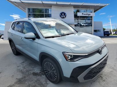 New 2025 Volkswagen Taos SE