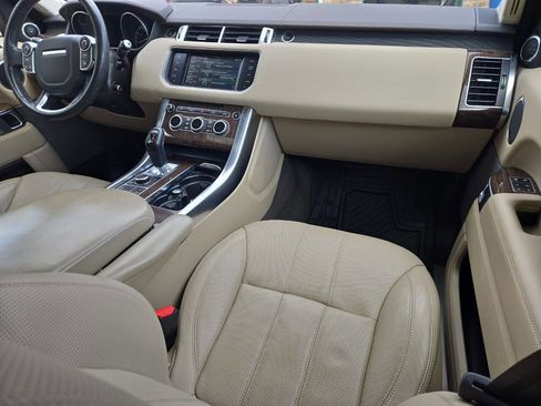 Used 2014 Land Rover Range Rover Sport HSE image 26
