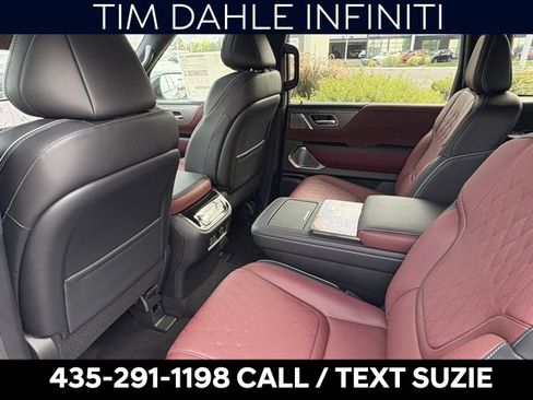 New 2026 INFINITI QX80 Autograph w/ Premium Cargo Package image 17