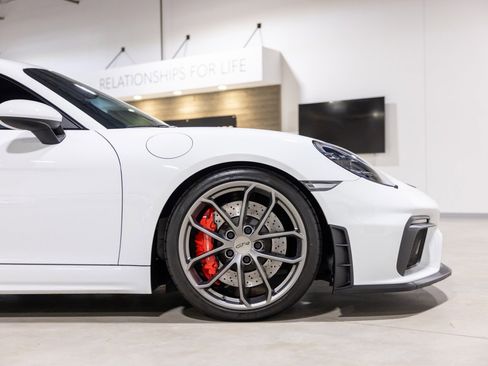 Used 2021 Porsche 718 Cayman GT4 image 22